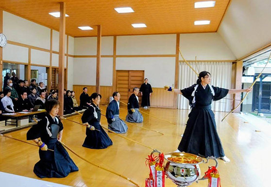 2025�N12��21���F�[�ˉ�